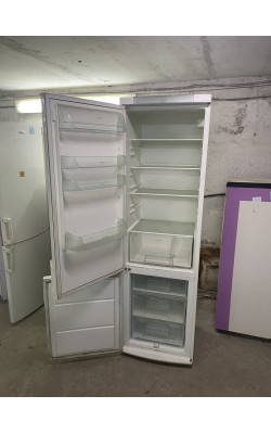Холодильник Єлектролюкс
