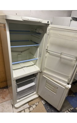 Холодильник Індезіт