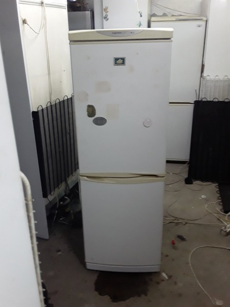 Холодильник LG робочий