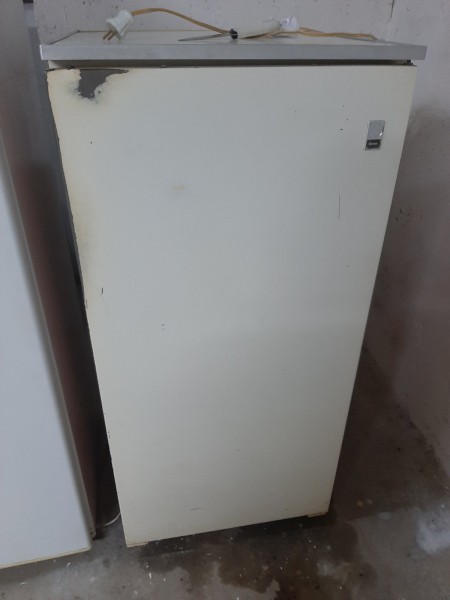 Однокамерный холодильник Орск (120см)